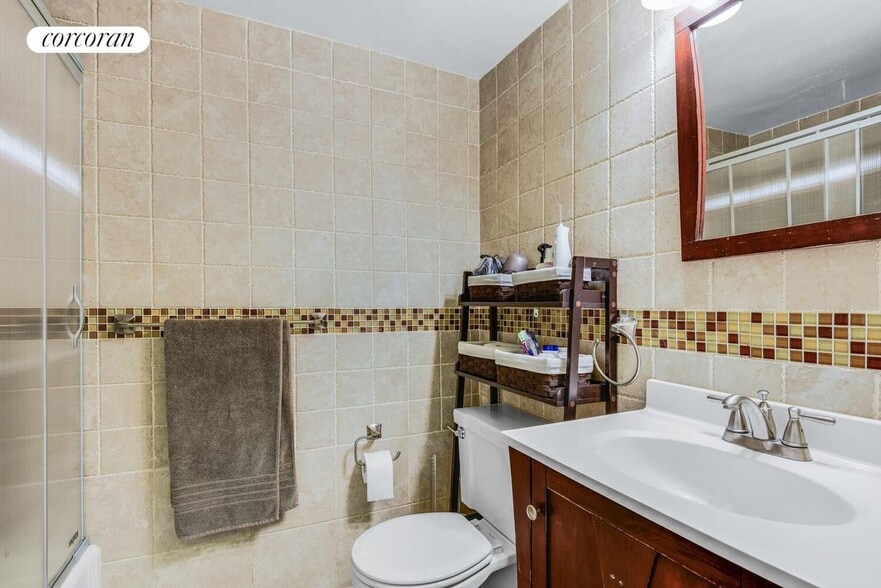 Building Photo - 345 E 56th St