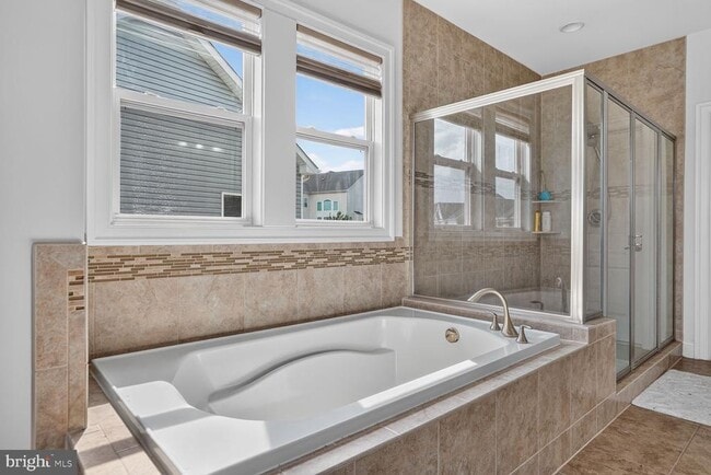 Building Photo - 23631 Glenmallie Ct