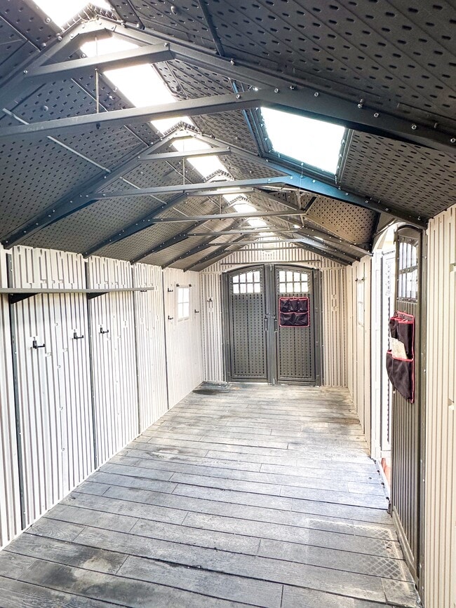 Building Photo - 4441 Wynridge Ln