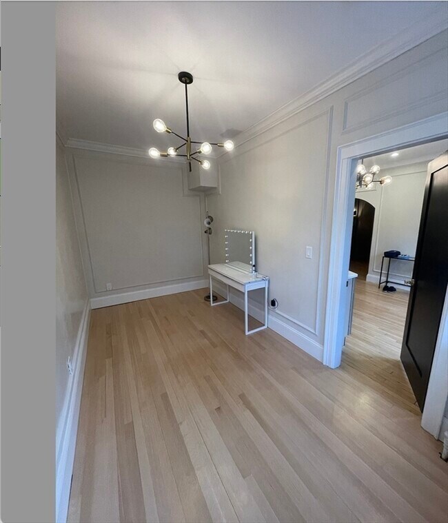 Building Photo - 4 Chiswick Rd