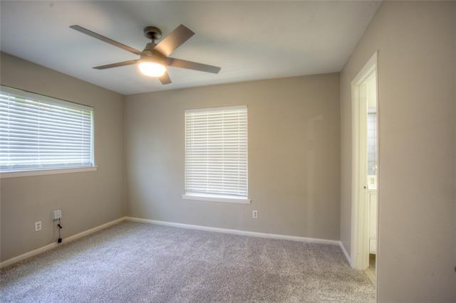 Building Photo - 530 Lawnmeadow Dr