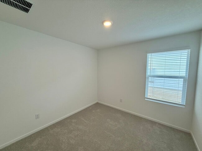Building Photo - Brand NEW 4-bedroom, 2-bathroom home for l...