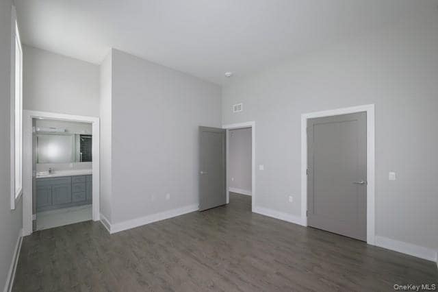 Building Photo - 85101 Circle Dr