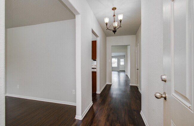 Building Photo - 2015 Upland Plover Ct