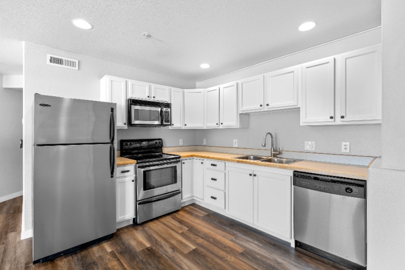 Building Photo - 104 Colorado Ave