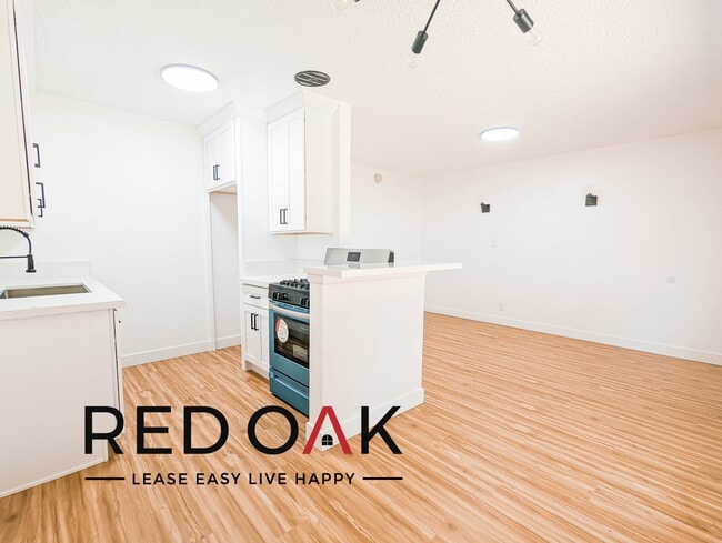 Building Photo - 12605 Kensington Ln