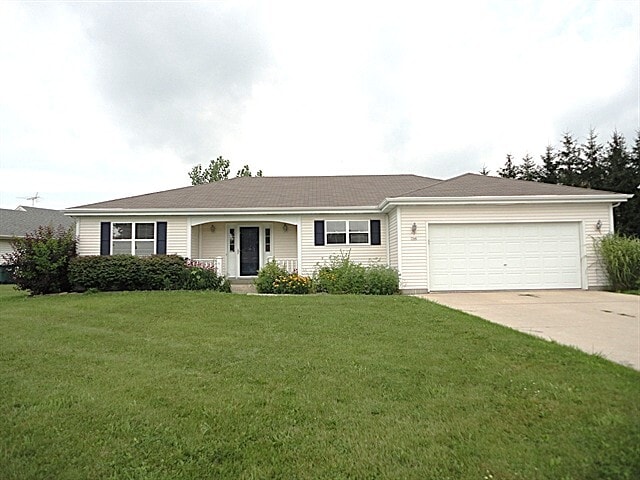 Primary Photo - 744 Ridge View Dr