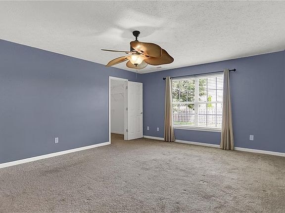 Building Photo - 18808 Edwards Grove Dr