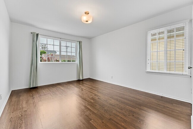 Building Photo - 4672 Imlay Ave