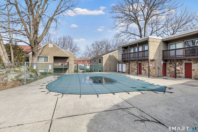 Building Photo - 2980 Madison Ave