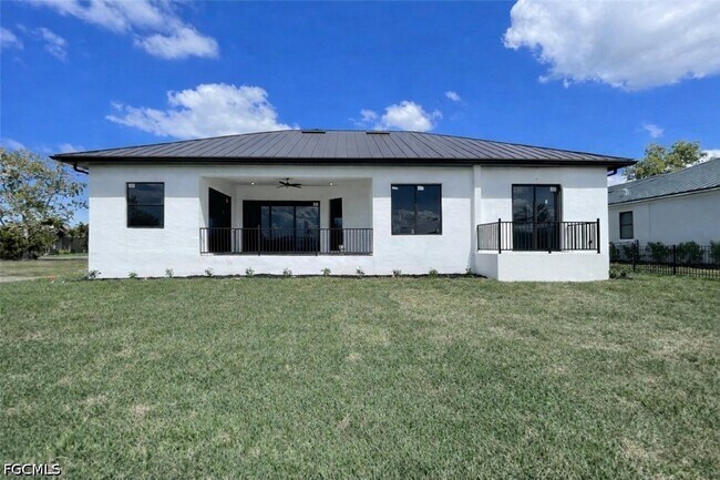 Building Photo - 24249 Peppercorn Rd
