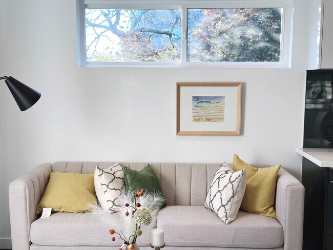 Building Photo - 1525 NW 60th St