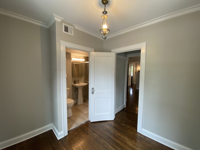 Building Photo - 4432 Mill Creek Pkwy