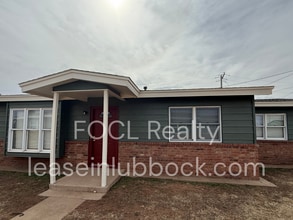 Building Photo - 510 Dowden Rd