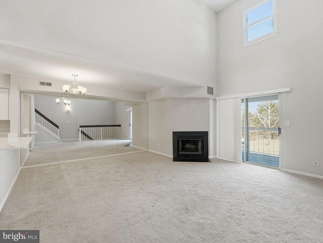 Building Photo - 5854 Orchard Hill Ct