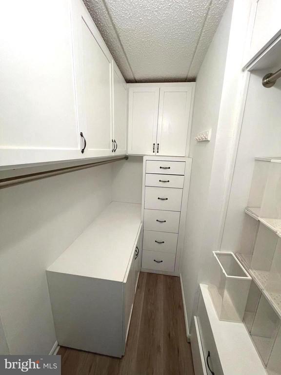 Building Photo - 62 Le Forge Ct