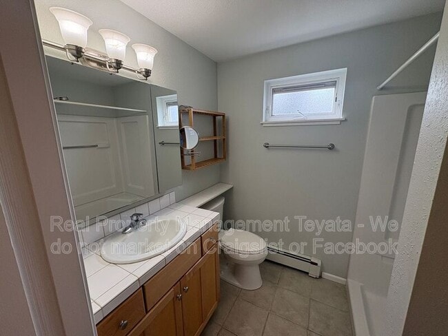 Building Photo - 8252 Cowichan Rd