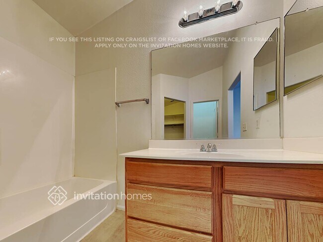 Building Photo - 28531 N Dolomite Ln