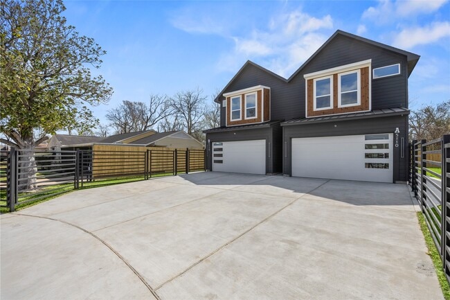 Building Photo - 5110 Westover St