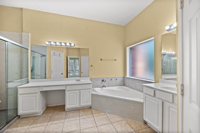 Building Photo - 5544 Clay Ct