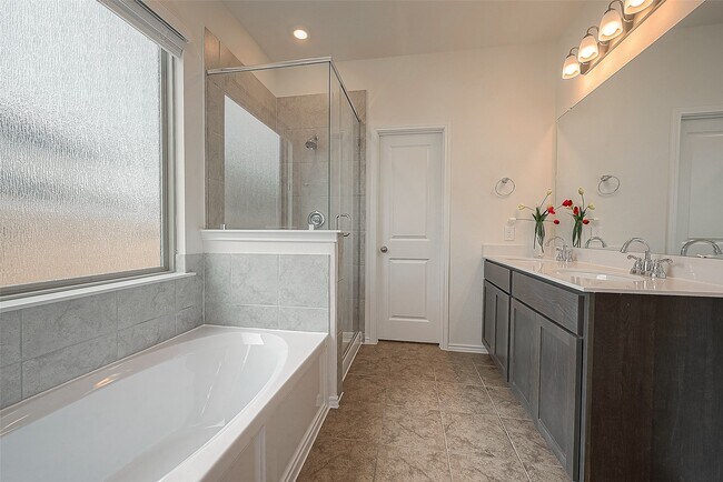 Building Photo - 20743 Wilde Redbud Trl