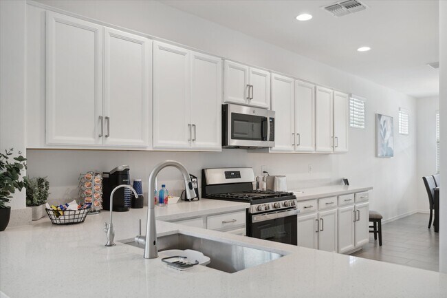 Kitchen view - 9014 W Oregon Ave