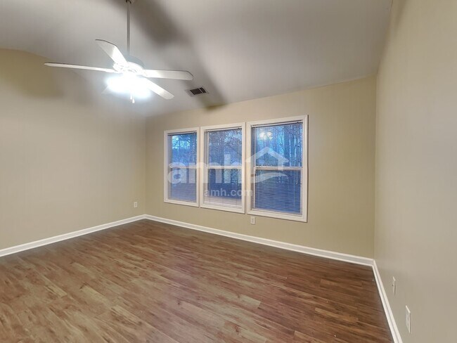 Building Photo - 2551 Fieldview Way