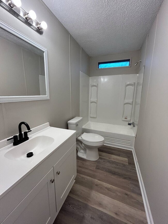 Building Photo - 52 White Oak Village