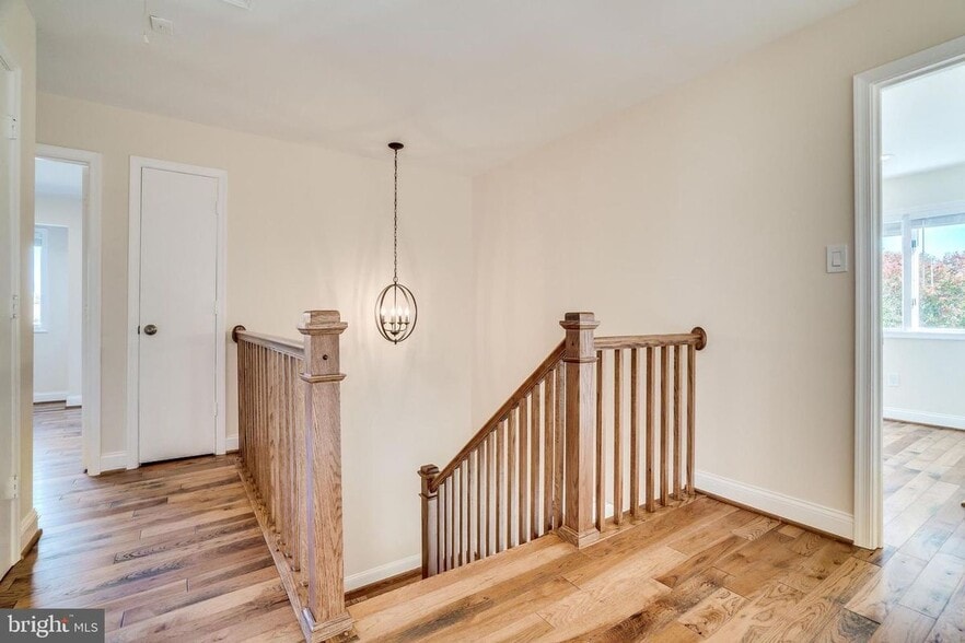 Building Photo - 6505 Gretna Green Way