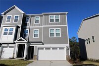 Building Photo - 510 Light Oak Wy