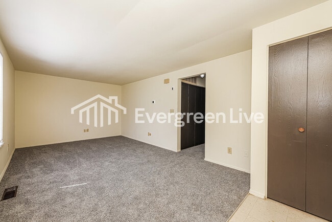 Building Photo - 8113 Mt Aetna St