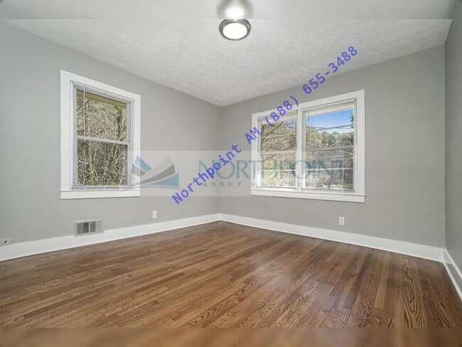 Building Photo - BR/2.5BA SFR with finished basement and back deck in NW Atlanta