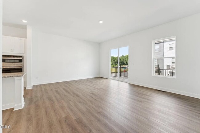 Building Photo - 1508 Village Hall Ln