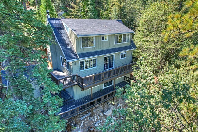 Building Photo - 26319 Jacqueline Rd