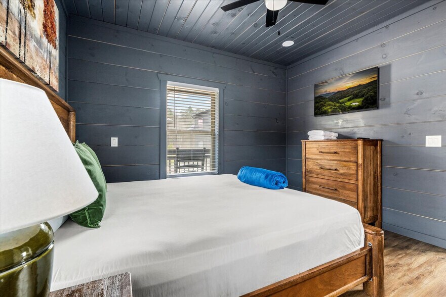 Building Photo - 528 Warbonnet Wy