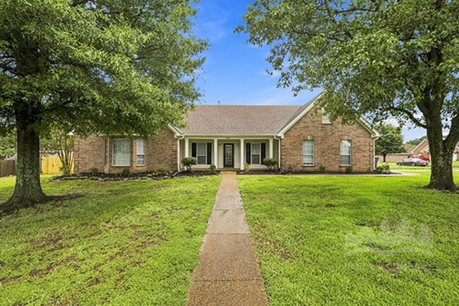 Building Photo - 1084 Tara Dr