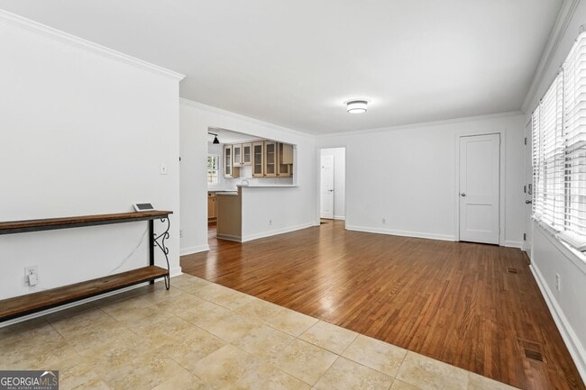 Building Photo - 846 Gaylemont Cir
