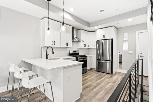 Building Photo - 1640 Edgley St