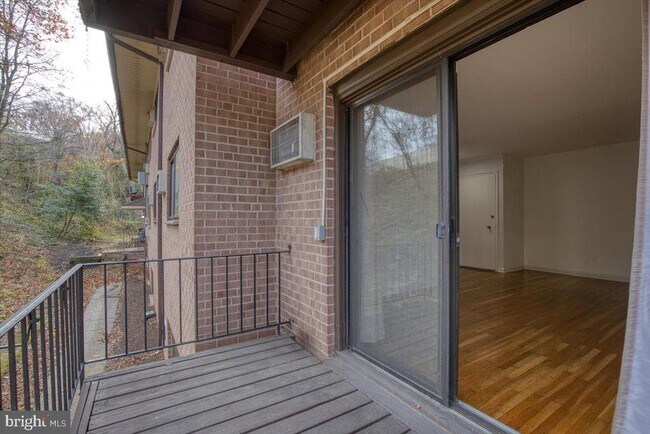 Building Photo - 1016 W Baltimore Pike