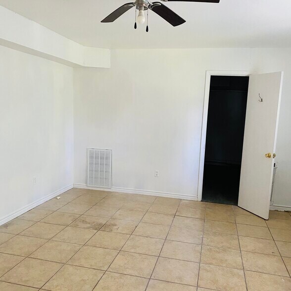 Building Photo - 788 FM 2680