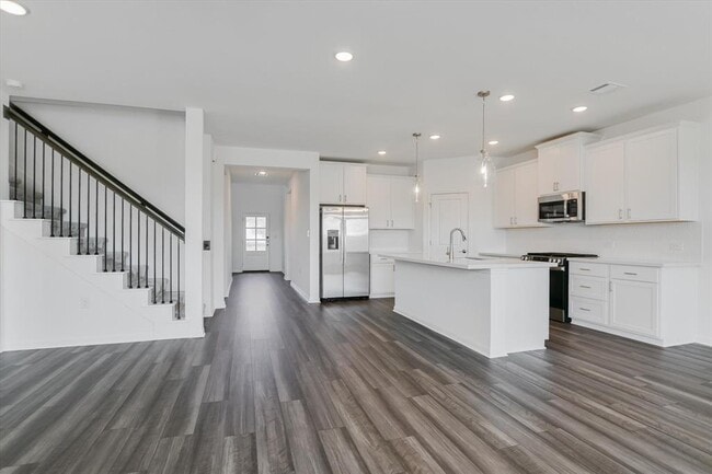 Building Photo - 1733 Lorant Ln