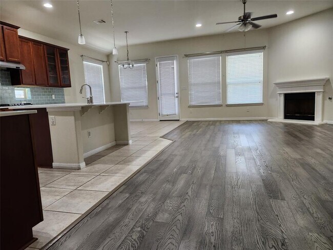 Building Photo - 1400 Little Elm Trail