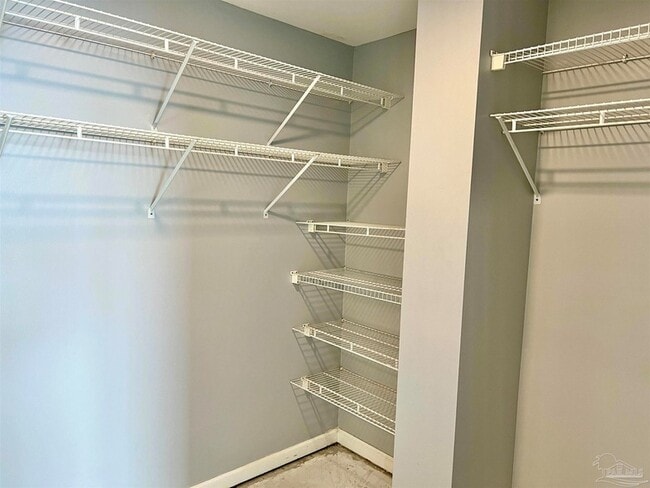 Building Photo - 825 Bayshore Dr