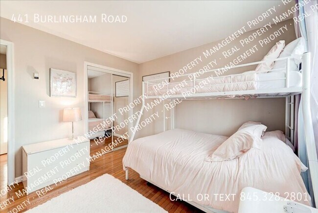 Building Photo - 441 Burlingham Rd