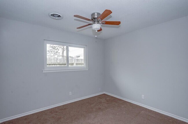 Building Photo - 3410 Truxton Dr