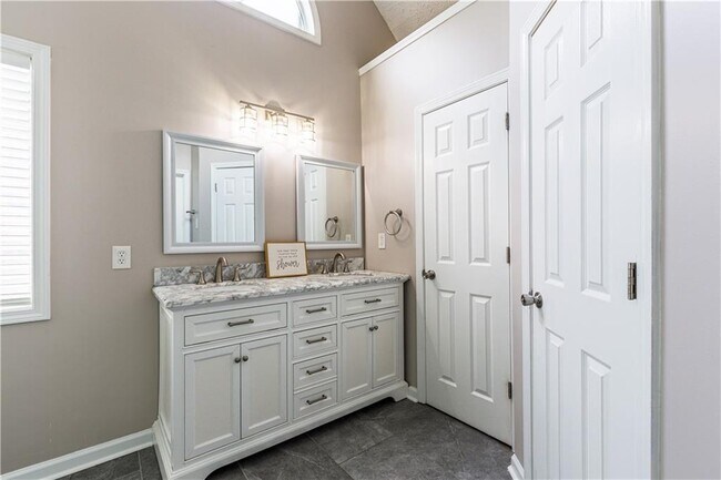 Building Photo - 3192 Dunlin Way