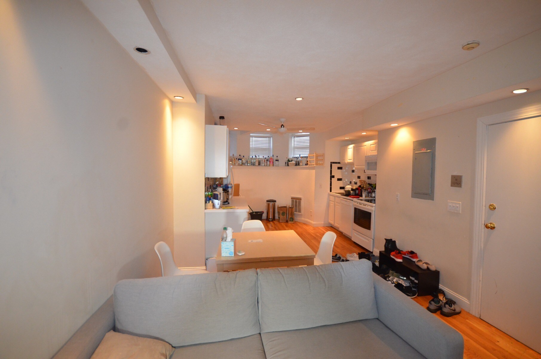 Building Photo - 45 Westland Ave