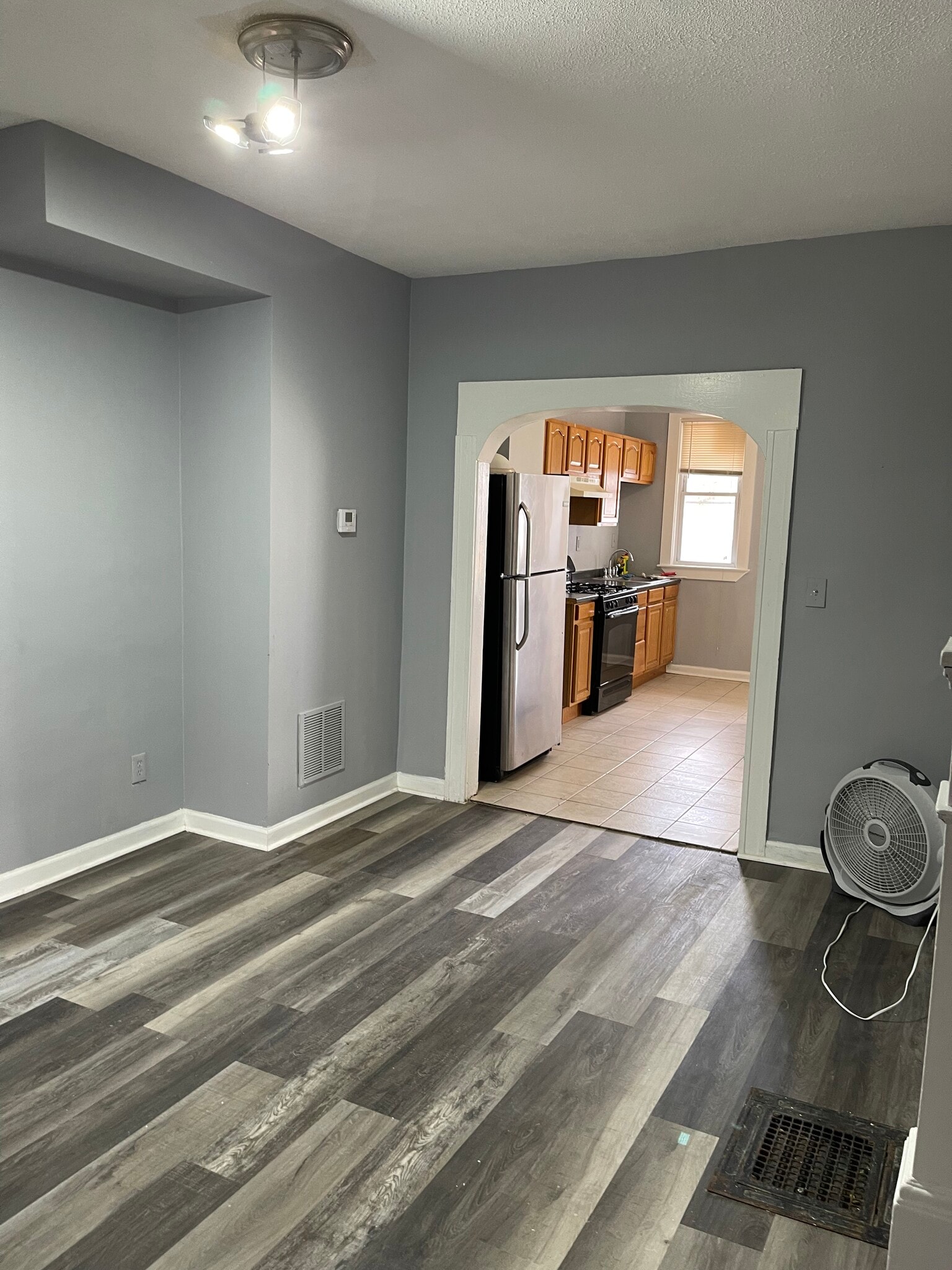 Building Photo - 2240 Penrose Ave