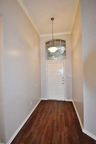 Building Photo - 1402 Lost Creek Dr