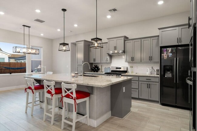 Building Photo - Beautiful Single-Story Home for Rent – Wes...